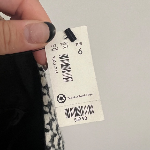 The Limited wool houndstooth pencil skirt - Picture 6 of 8